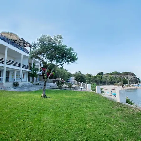 Paradiso Del Mare On The By 